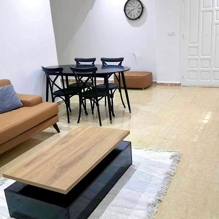 Nice Stay 2 Bedrooms Jardins De Carthage Le Kram Eksteriør bilde